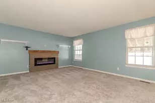 38209 Lonsdale Pl, Willoughby, OH 44094 - Photo 14