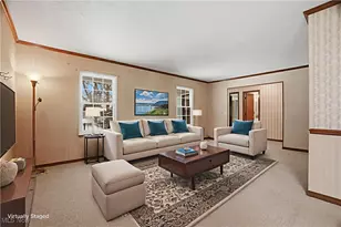 9536 Brimfield Dr, Mentor, OH 44060 - Photo 2