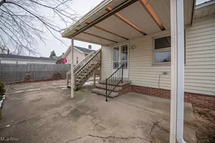 1805 Gibbs Ave NE, Canton, OH 44705 - Photo 4