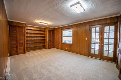 1805 Gibbs Avenue NE, Canton, OH 44705 - Photo 16