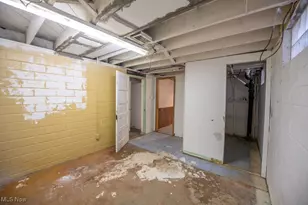 1805 Gibbs Ave NE, Canton, OH 44705 - Photo 40