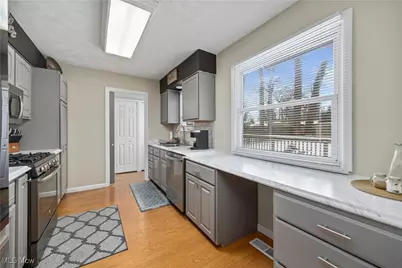 1328 Birchview Drive, Vermilion, OH 44089 - Photo 6