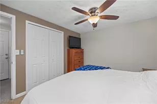 1328 Birchview Dr, Vermilion, OH 44089 - Photo 16