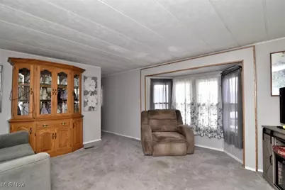 34424 Euclid Avenue #517, Willoughby, OH 44094 - Photo 4