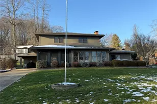 9201 N Shore Dr NE, Mineral City, OH 44656 - Photo 2