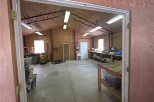 5230 Clay St, Geneva, OH 44041 - Photo 4