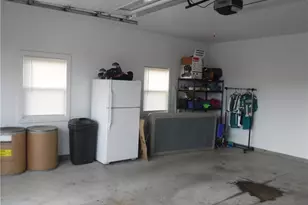 850 Cherry St, West Lafayette, OH 43845 - Photo 30