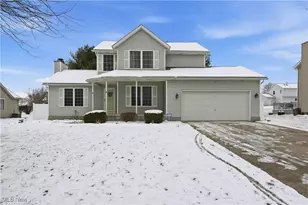 2414 Mt Pleasant St NE, Canton, OH 44721 - Photo 1