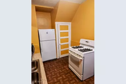 9411 Detroit Avenue #1, Loveland, OH 44102 - Photo 10