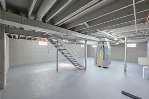 214 Hamrock Dr, Campbell, OH 44405 - Photo 18