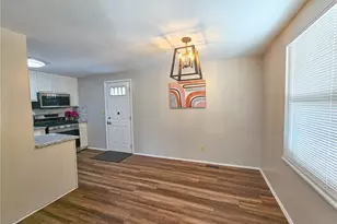 214 Hamrock Dr, Campbell, OH 44405 - Photo 8