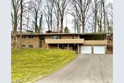 130 N Hills Drive, Parkersburg, WV 26104 - Photo 1
