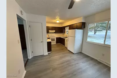 12827 Hametown Road, Doylestown, OH 44230 - Photo 4