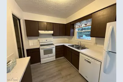 12827 Hametown Road, Doylestown, OH 44230 - Photo 6