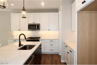 3647 Williams Court, Avon, OH 44011 - Photo 4