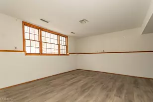 36548 Lakehurst Dr, Eastlake, OH 44095 - Photo 30