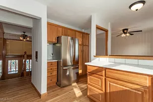 36548 Lakehurst Dr, Eastlake, OH 44095 - Photo 12