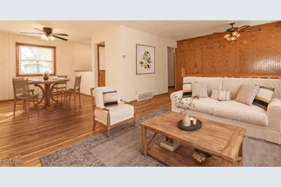 36548 Lakehurst Drive, Eastlake, OH 44095 - Photo 2