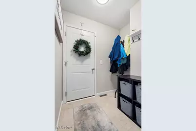 6533 Pine Bluff Avenue NE, Canton, OH 44721 - Photo 8