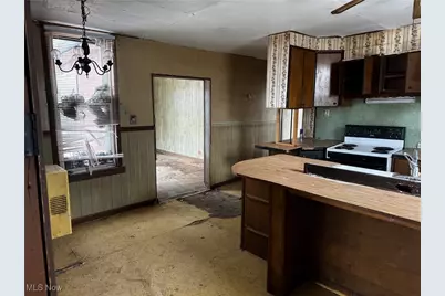 1338 Maple Avenue NE, Canton, OH 44705 - Photo 8