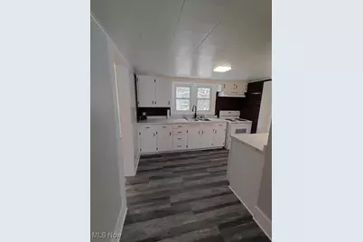 220 W Loudon Avenue, Loudonville, OH 44842 - Photo 4