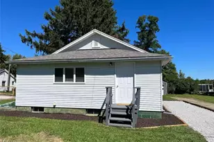 6419 South Ridge Road West, Geneva, OH 44041 - Photo 2