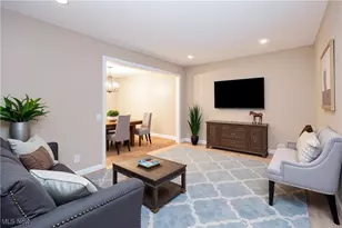 383 Crestwood Dr, Avon Lake, OH 44012 - Photo 8