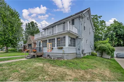 308 E Baird Avenue, Barberton, OH 44203 - Photo 4