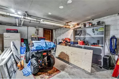 308 E Baird Avenue, Barberton, OH 44203 - Photo 42