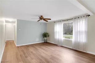 708 Diane Ave, Streetsboro, OH 44241 - Photo 4