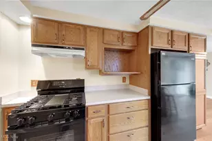 708 Diane Ave, Streetsboro, OH 44241 - Photo 10