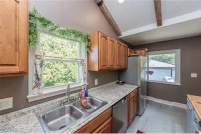 5317 Melody Lane, Willoughby, OH 44094 - Photo 8