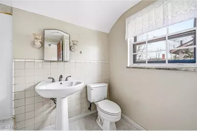 3414 Idlewood Avenue, Youngstown, OH 44511 - Photo 12