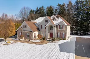 4777 N Aspen Ct, Canfield, OH 44406 - Photo 2