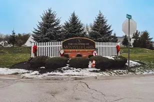 5681 Jason Oval, Medina, OH 44256 - Photo 2