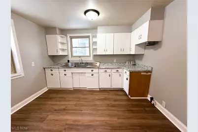 1635 Goodyear Boulevard, Akron, OH 44305 - Photo 8