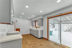 14808 James Ave, Maple Heights, OH 44137 - Photo 12