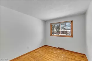 14808 James Ave, Maple Heights, OH 44137 - Photo 18