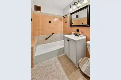 13800 Fairhill Road #512, Huber Heights, OH 44120 - Photo 10