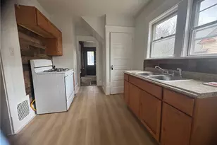 2286 6th St SW, Akron, OH 44314 - Photo 8