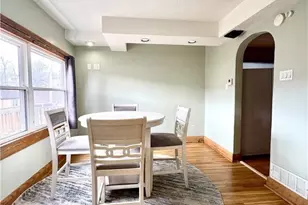 26 Elm St, Bridgeport, OH 43912 - Photo 6