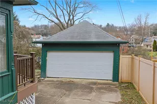 608 Seventh St, Marietta, OH 45750 - Photo 10
