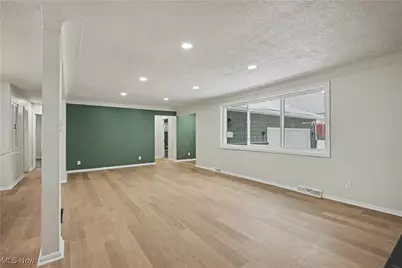 24600 Picone Lane, Huber Heights, OH 44146 - Photo 2