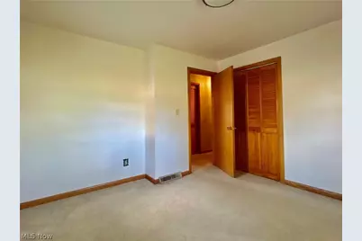 172 Lake Shore Drive, Struthers, OH 44471 - Photo 20