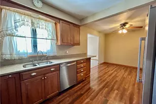 172 Lakeshore Dr, Struthers, OH 44471 - Photo 8