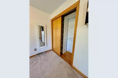 172 Lake Shore Drive, Struthers, OH 44471 - Photo 18