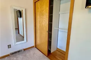 172 Lakeshore Dr, Struthers, OH 44471 - Photo 18