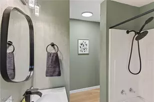 605 W Shore Blvd, Sheffield Lake, OH 44054 - Photo 18