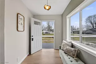 605 W Shore Blvd, Sheffield Lake, OH 44054 - Photo 2