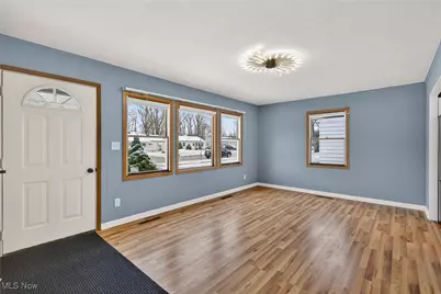 4434 Riverside Drive, Lorain, OH 44055 - Photo 8